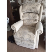 M/M Spiller from Market Warsop - New Mansfield electric recliner in Maidavle fabric