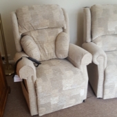 M/M Smith from Bilsthorpe - New Nottingham electric recliner in Caledonian fabric