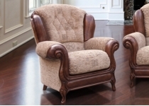 QUEEN ANNE LEATHER CHAIR